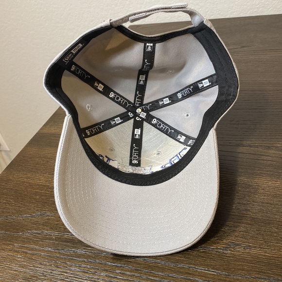 2020 MLB World Series New Era Hat Like New - Picture 5 of 8